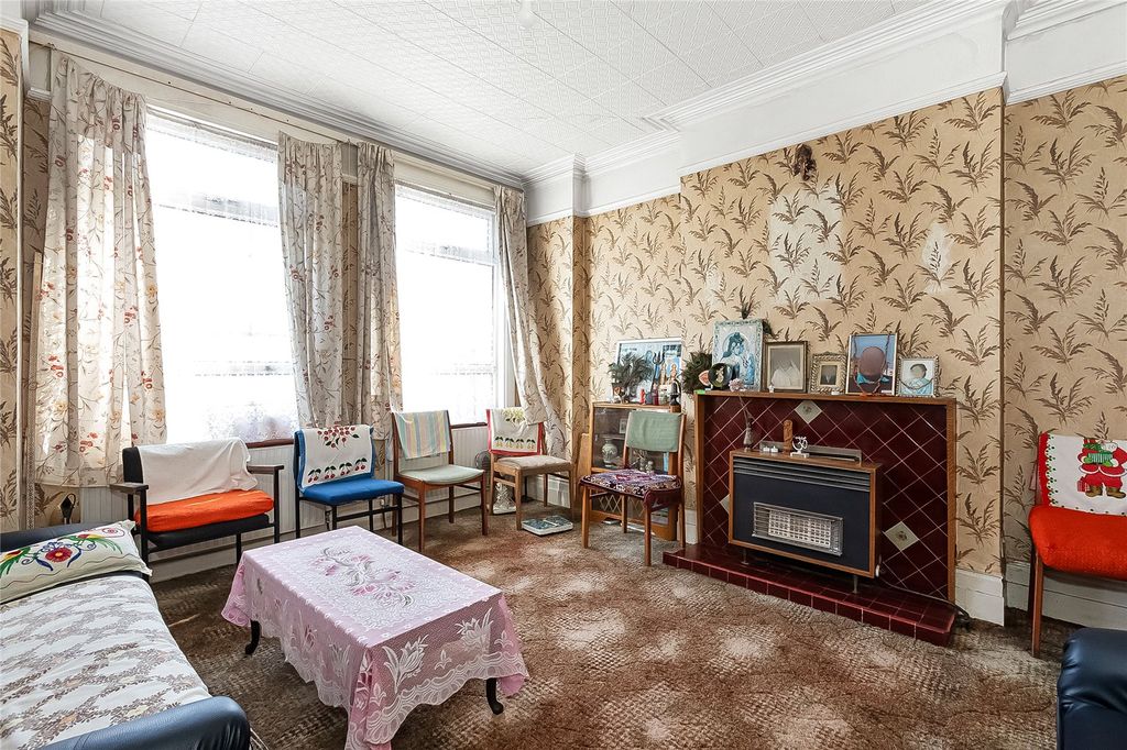 Property photo 2 of 13 Picture No. 02