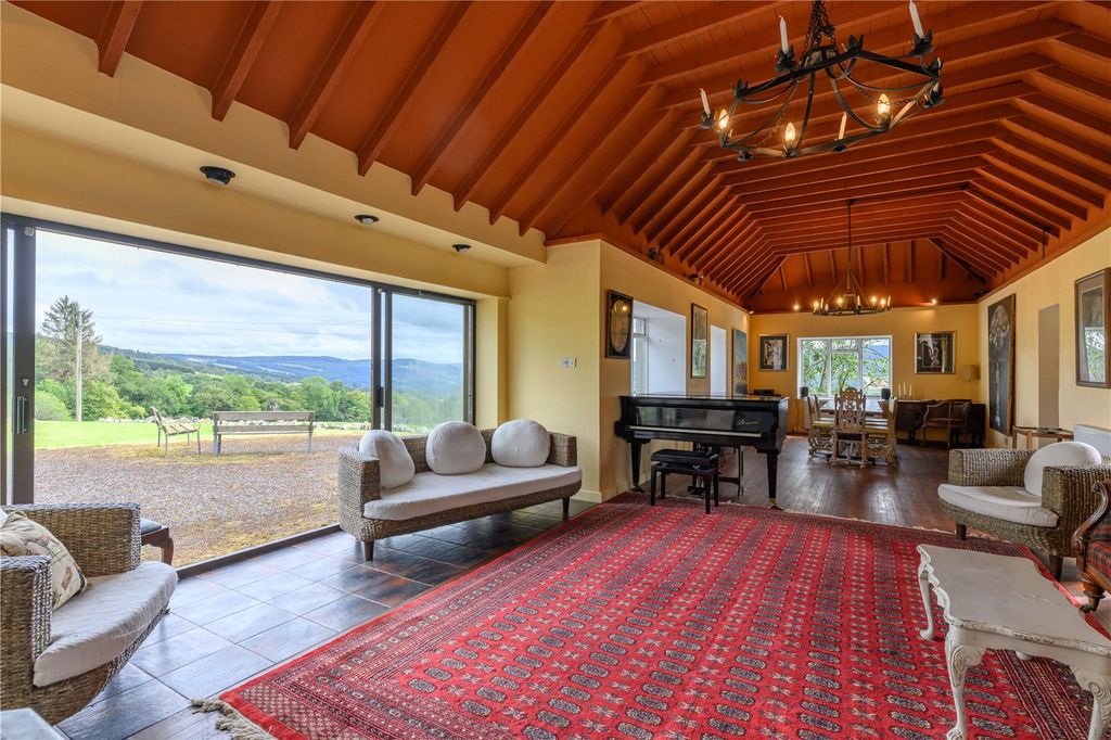 Property photo 3 of 25 The Cottage