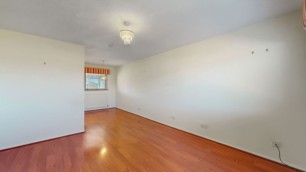 Property photo 3 of 27 2