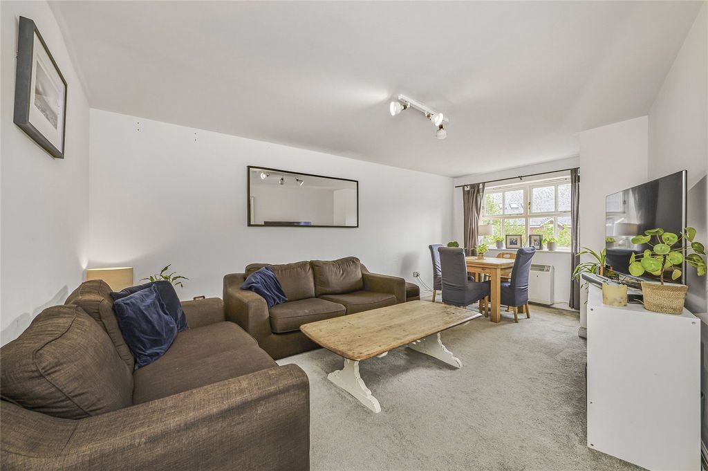 Property photo 1 of 11 Picture No. 02