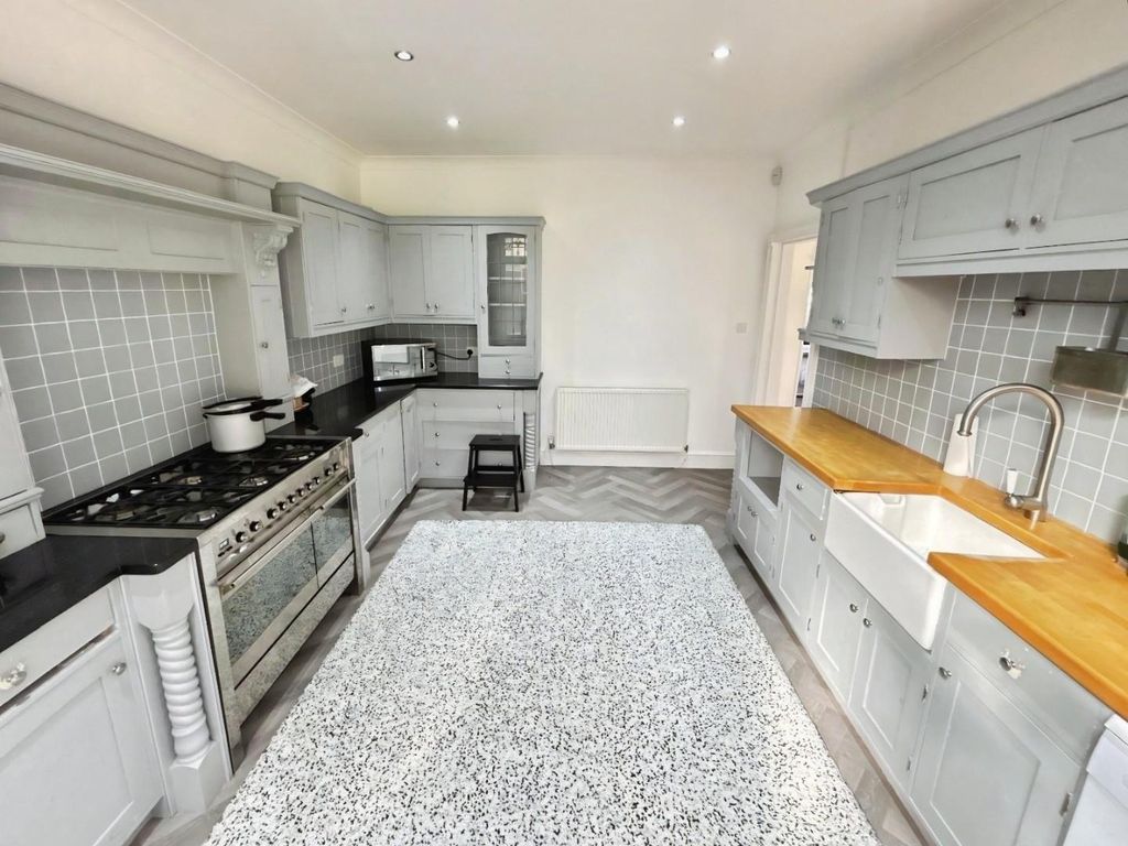 Property photo 3 of 17 7.Jpeg