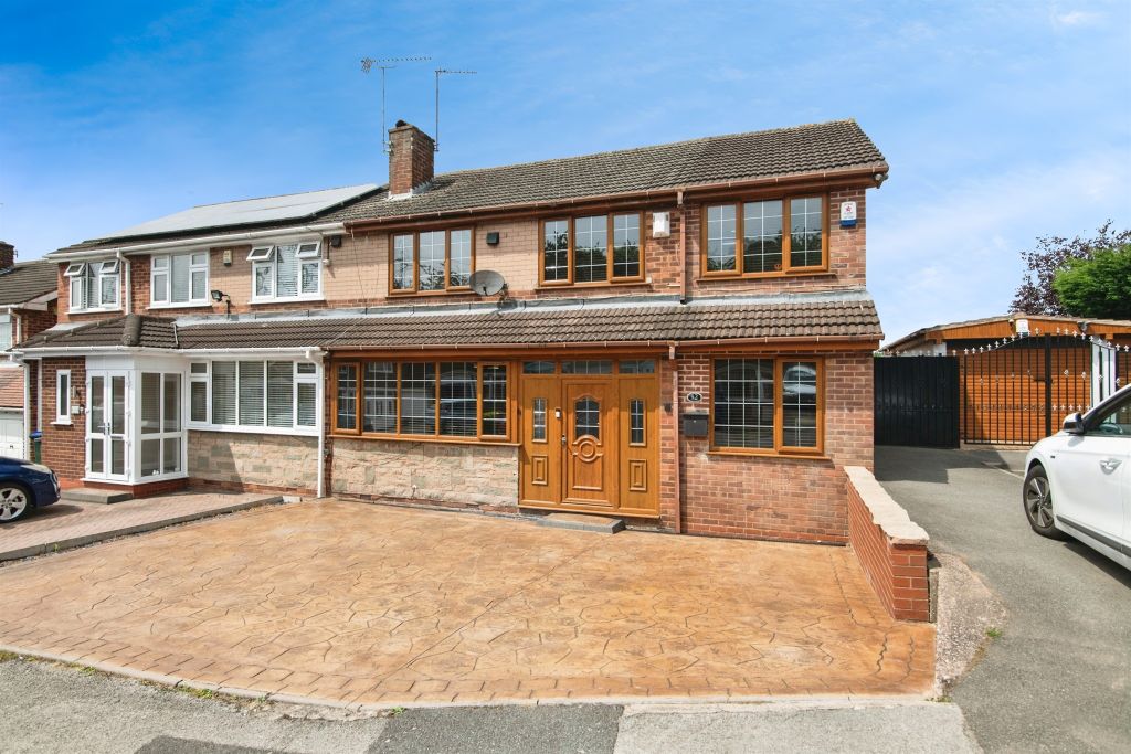 Property photo 1 of 17
