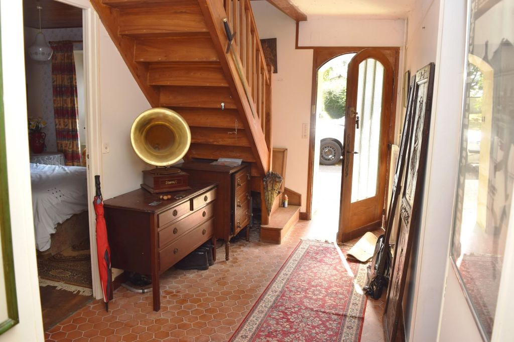 Property photo 3 of 15
