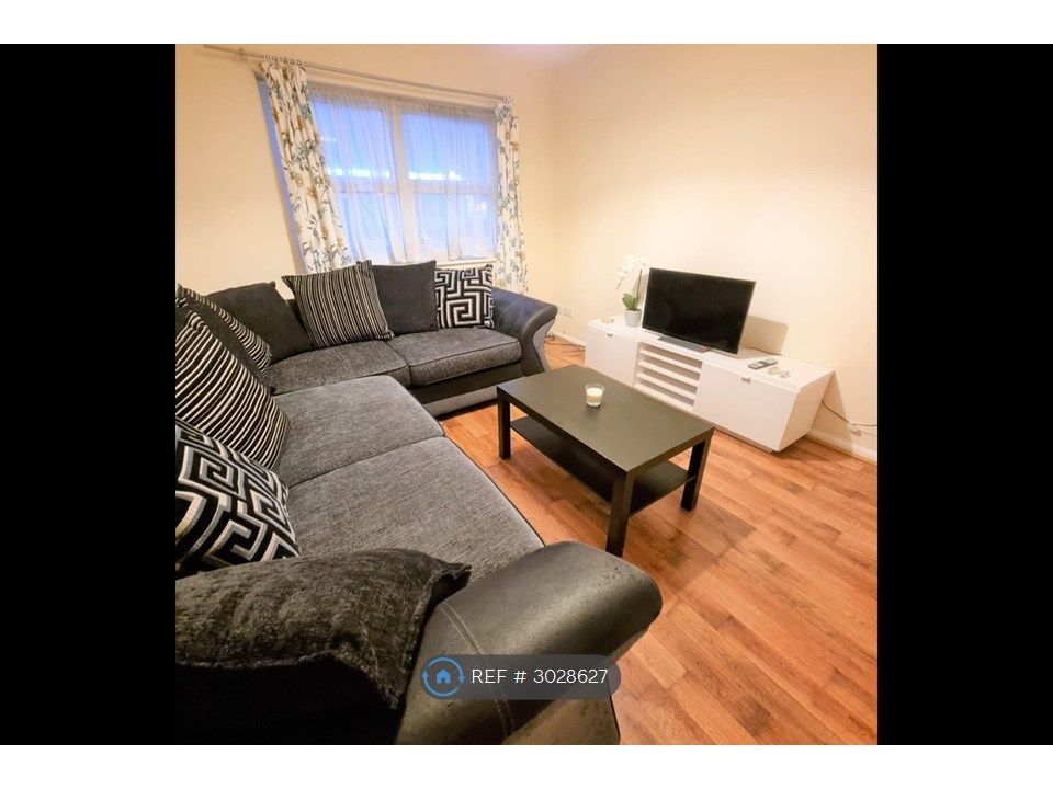 Property photo 1 of 3