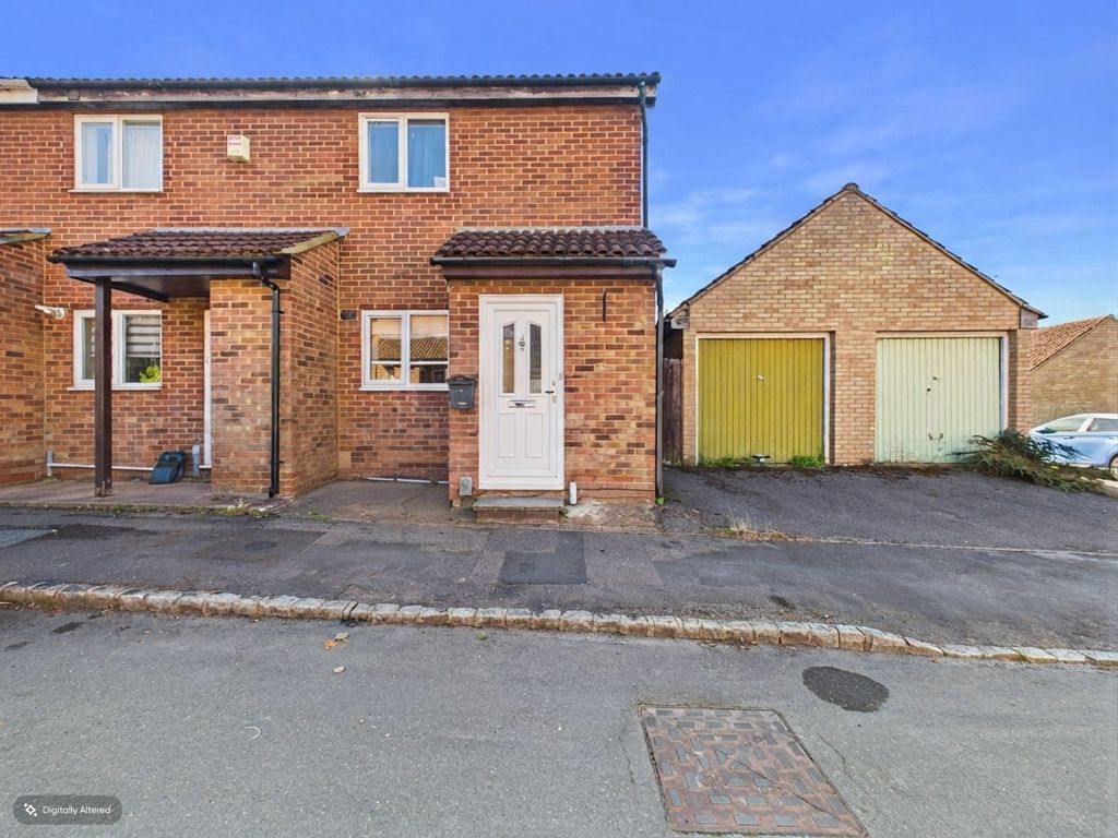 Property photo 1 of 9 Cam01984G0-Pr0666-Still007-001