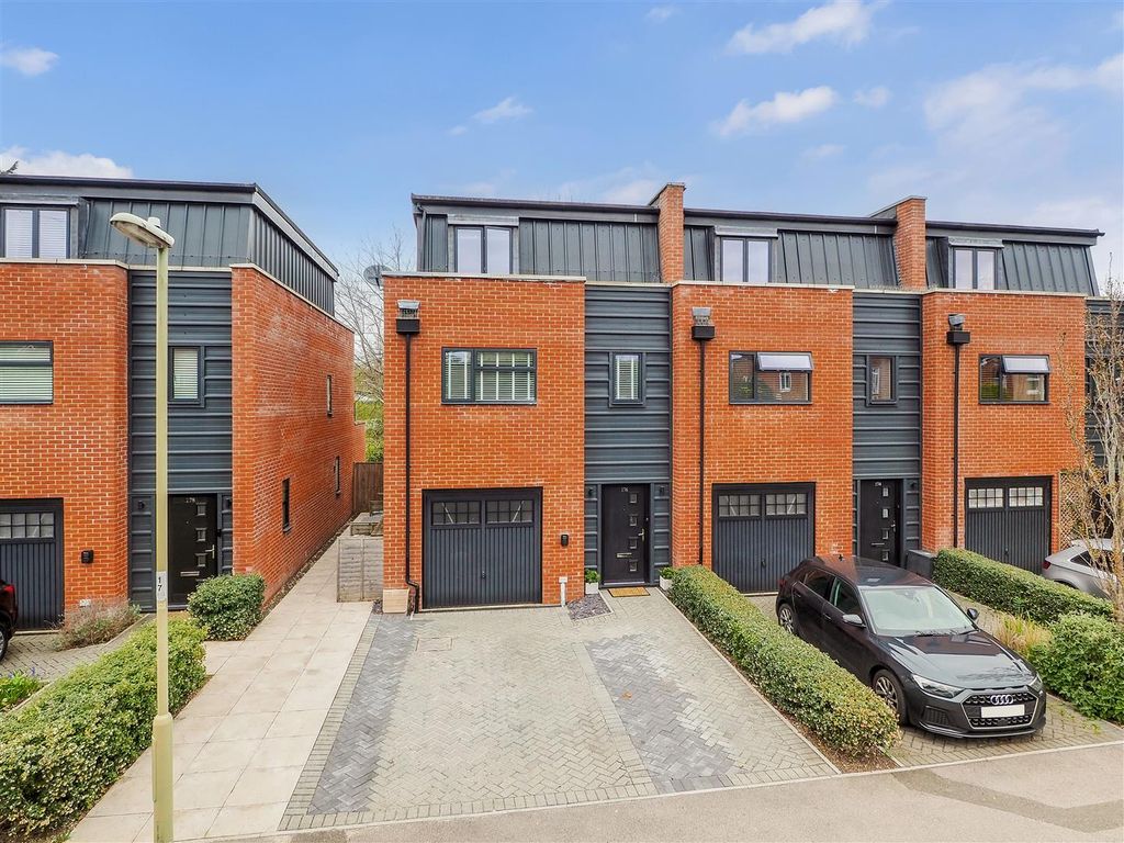 Property photo 1 of 21 Sketch_Ph29_6489528.Jpg