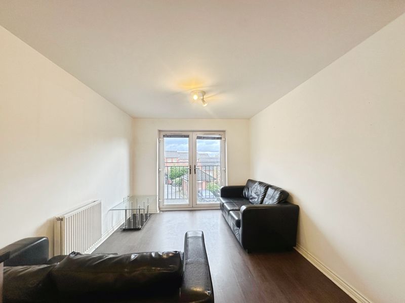 Property photo 2 of 10 Lounge Area