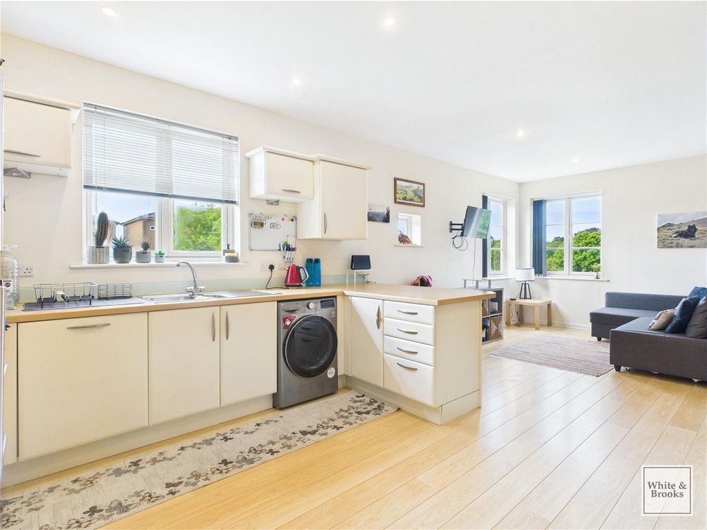 Property photo 1 of 13 2.Jpg