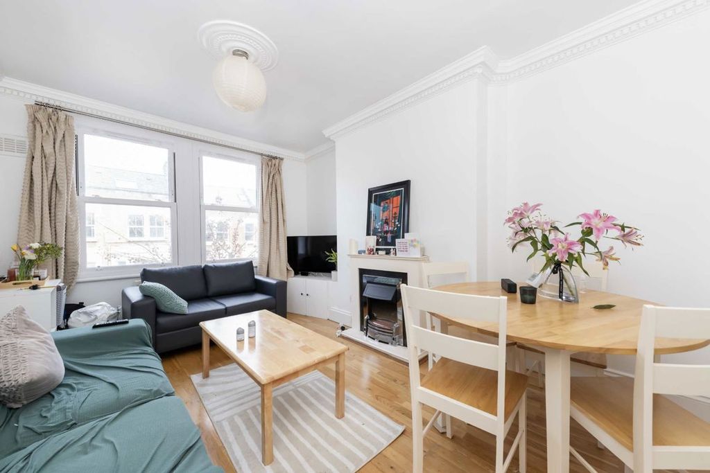 Property photo 3 of 5