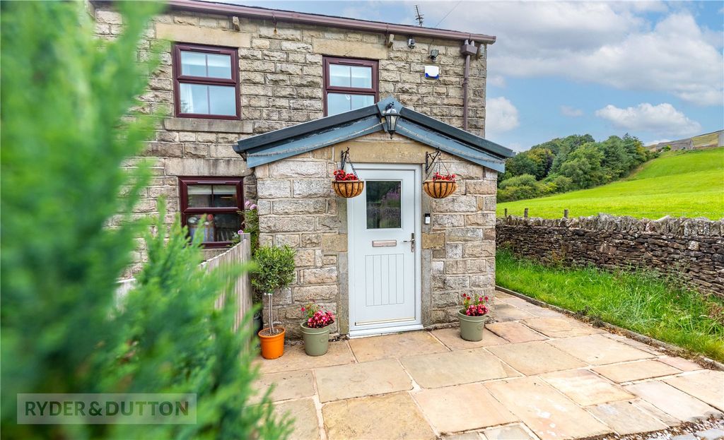 Property photo 2 of 47 Picture No. 38