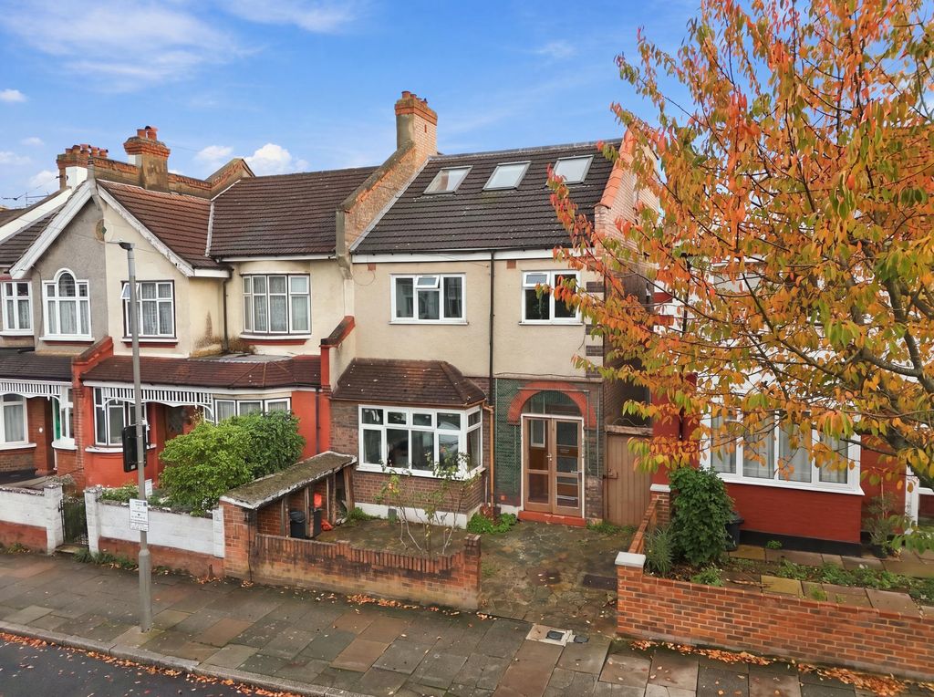 Property photo 1 of 13