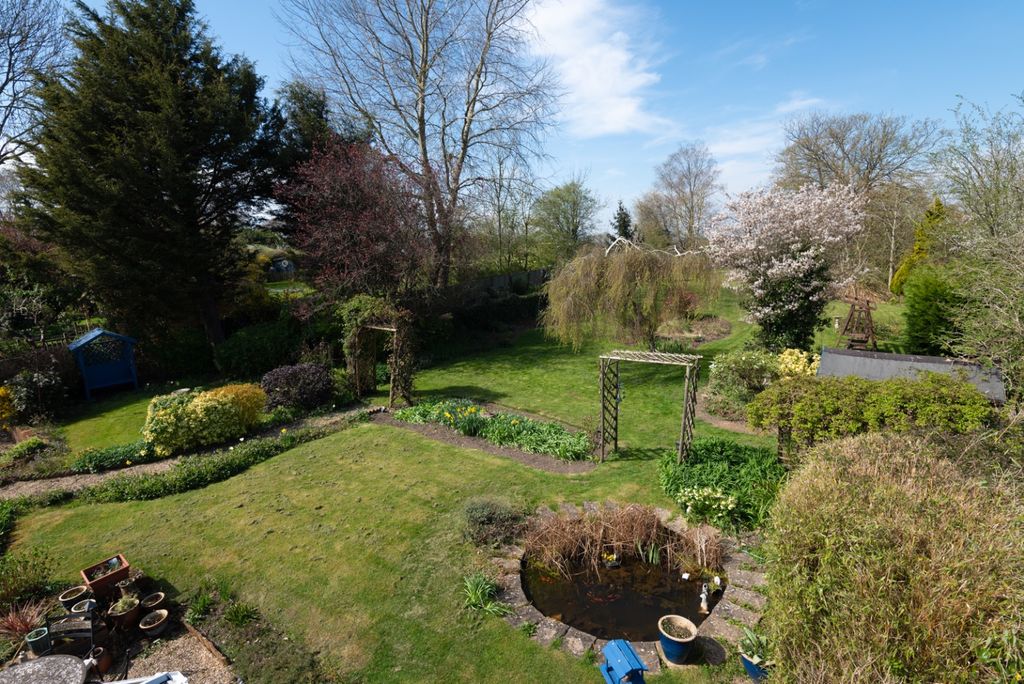 Property photo 3 of 29 4076509