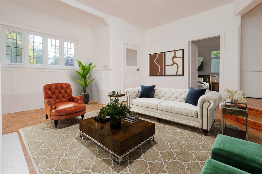 Property photo 2 of 22 Staged Lounge