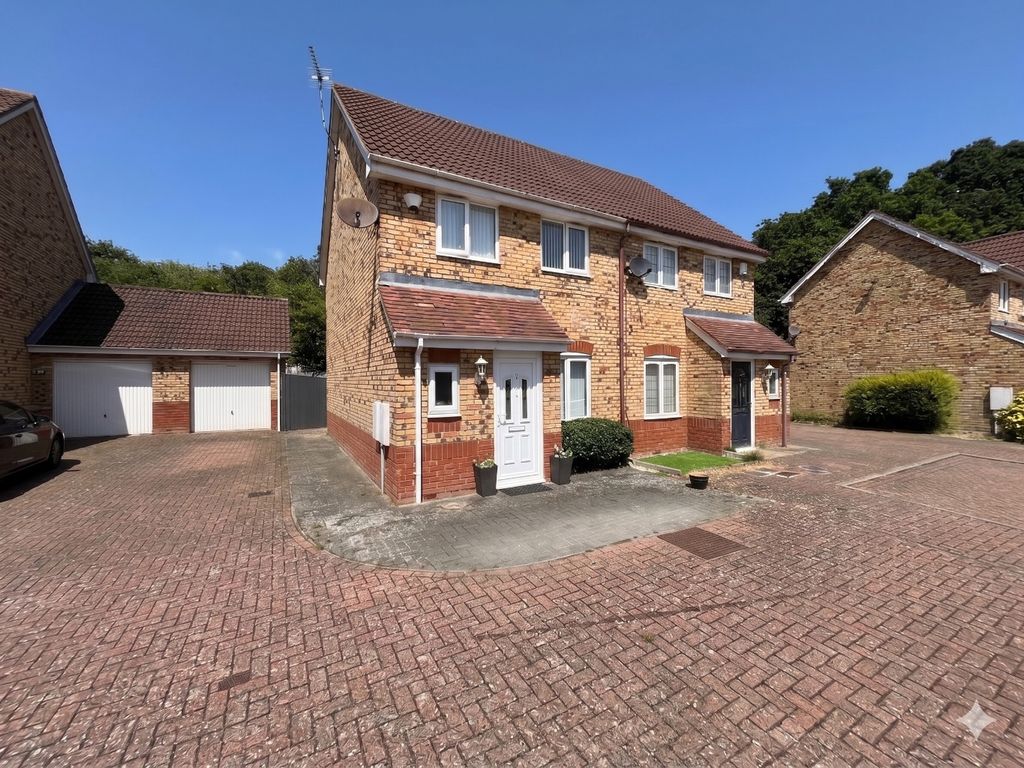 Property photo 1 of 19 5249000