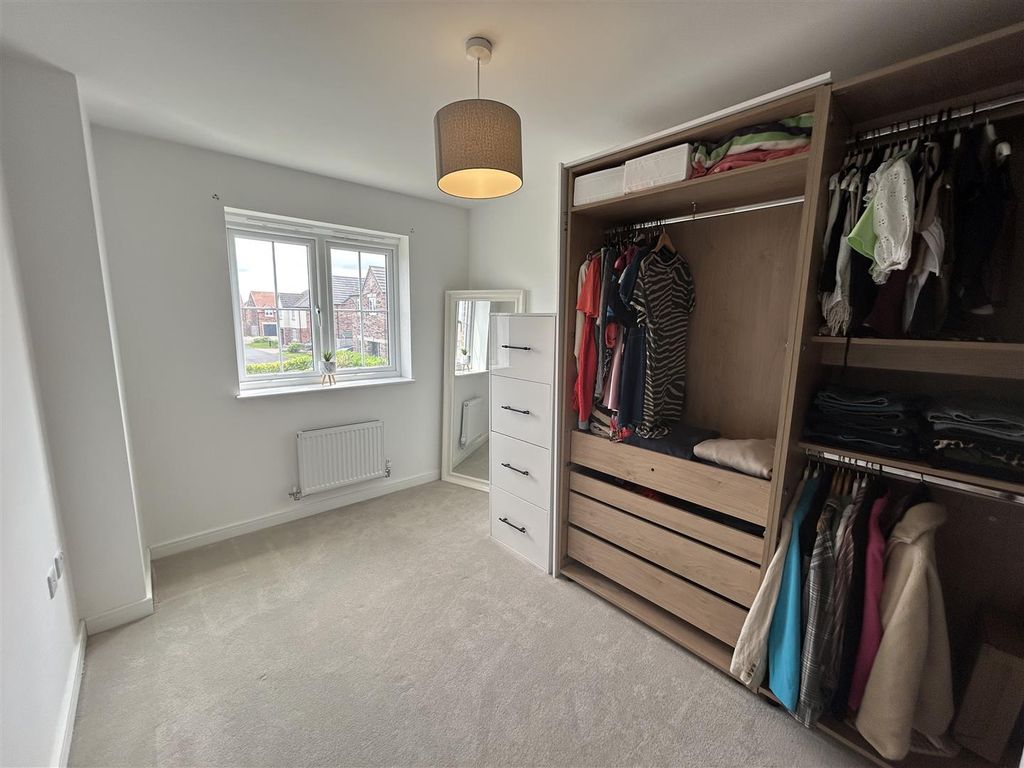 Property photo 3 of 14 Image00035.Jpeg