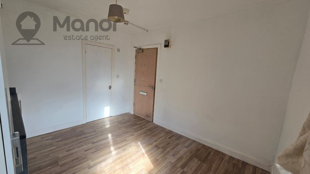 Property photo 3 of 6 5B5F450B-84Bd-4Fbc-Abb2-23F90E62B2Fe.Jpeg