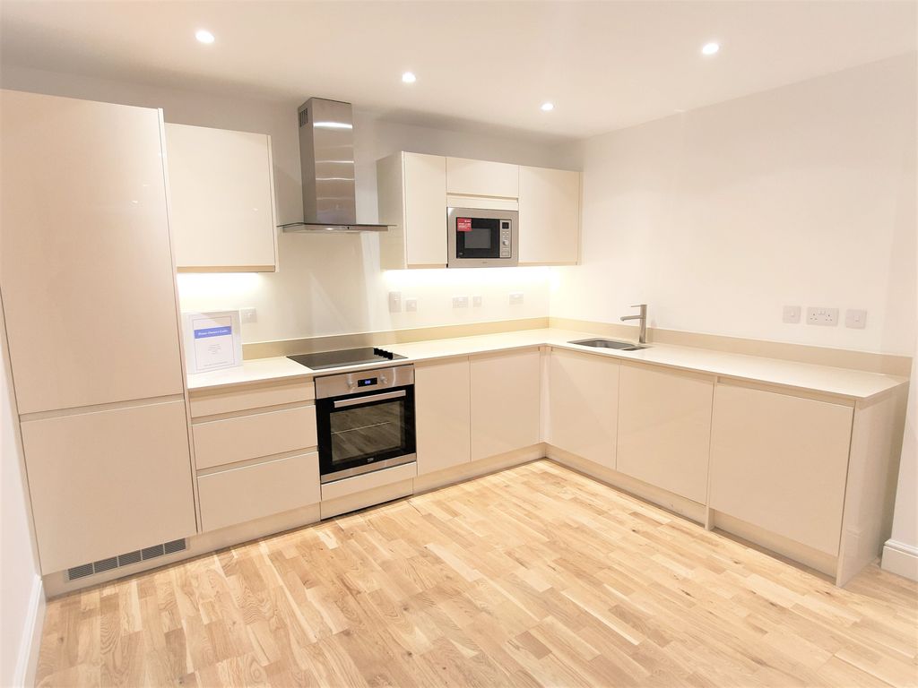 Property photo 2 of 9 Image