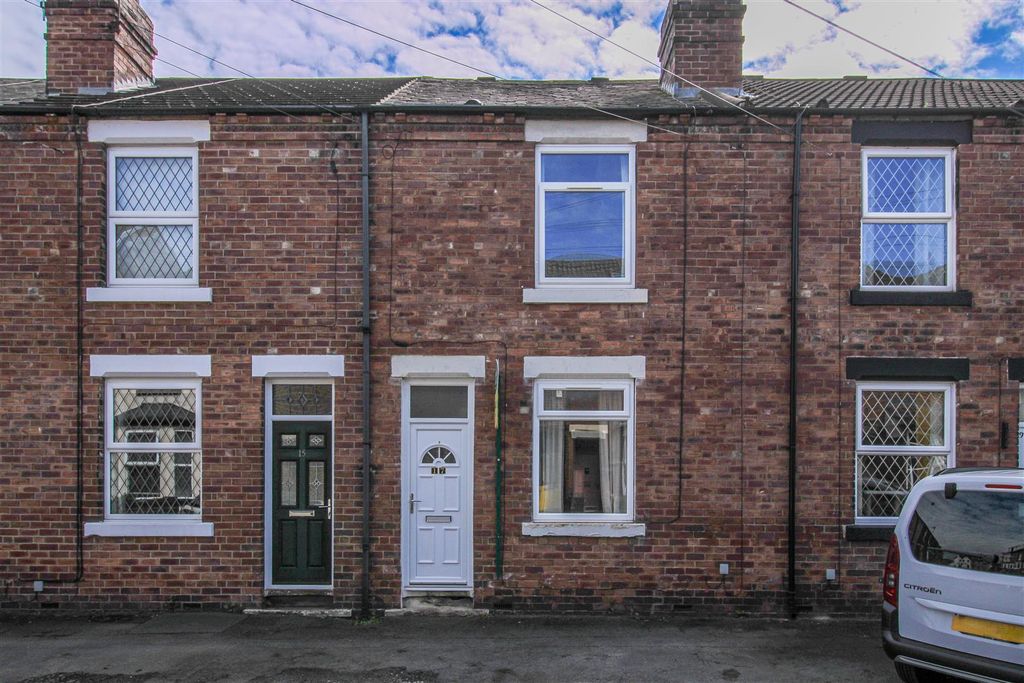 Property photo 1 of 9