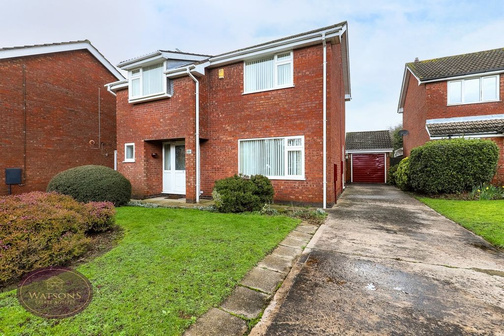 Property photo 2 of 26