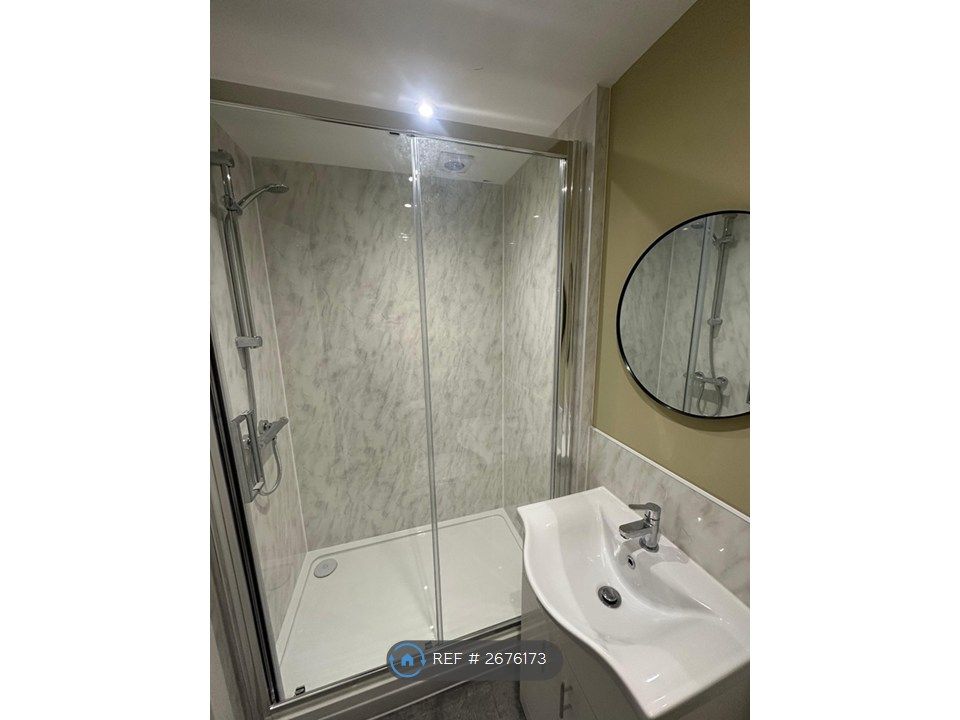 Property photo 1 of 31