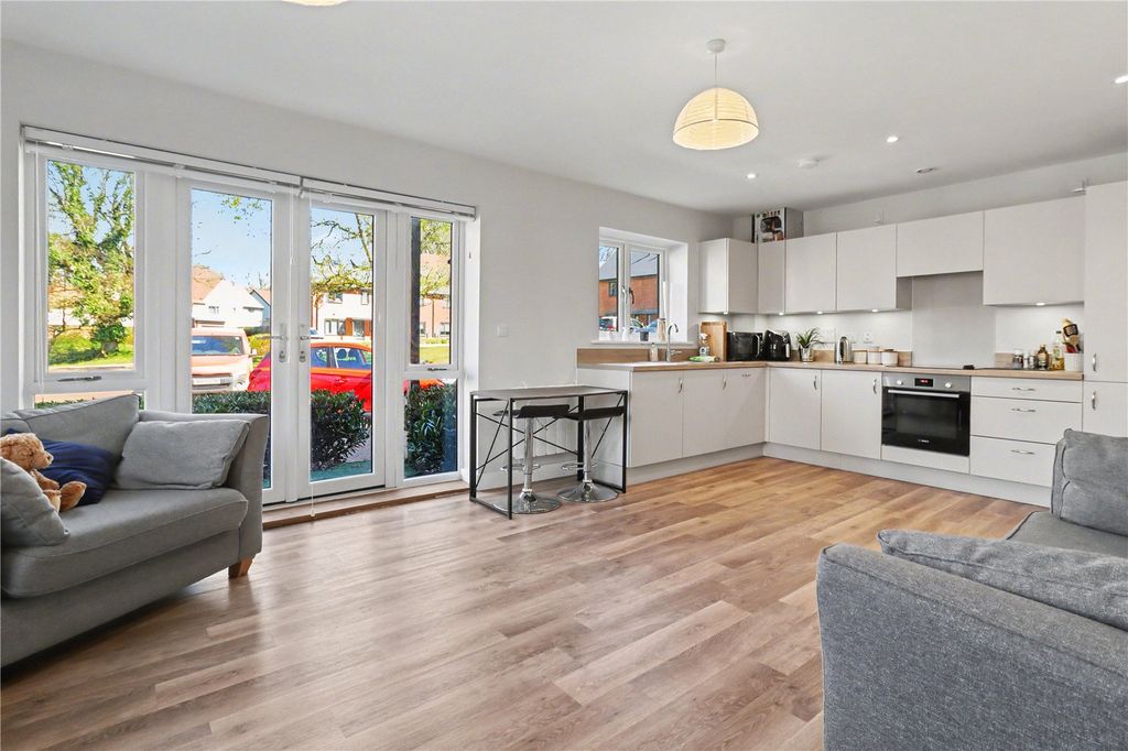 Property photo 1 of 9 Open Plan Living