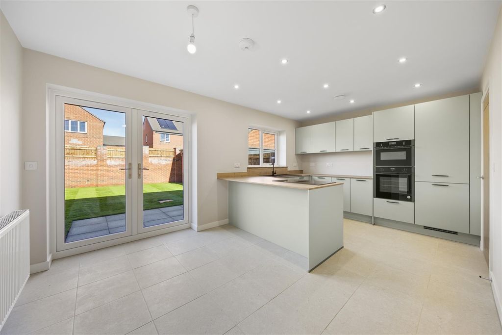 Property photo 2 of 23 Hvrlsu9J8Ewajxsfmqqpkq.Jpg