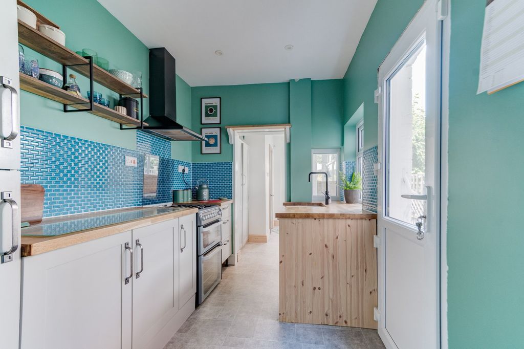 Property photo 1 of 14 Picture No. 08