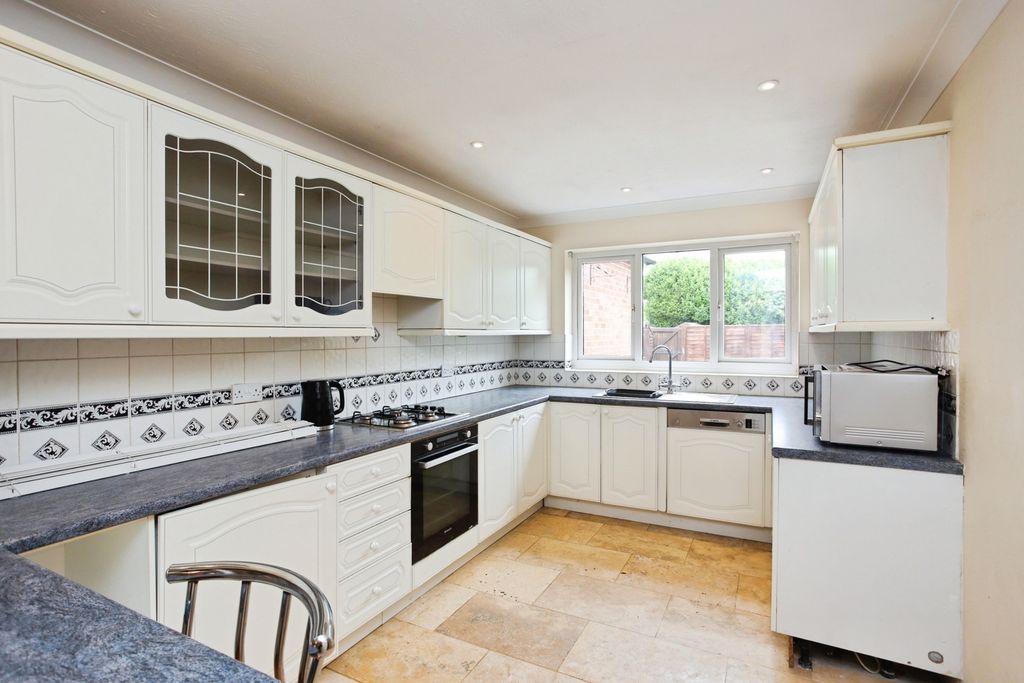 Property photo 2 of 20 Pbox-Img.Jpg