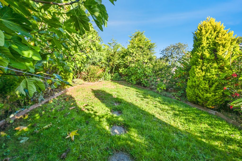 Property photo 2 of 15