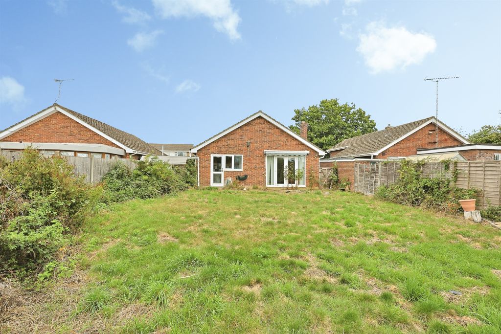 Property photo 2 of 17