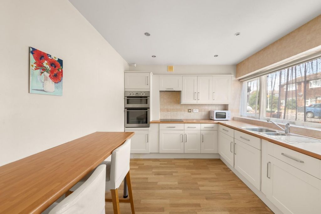 Property photo 2 of 11 Dsc_4282-Edit.Jpg