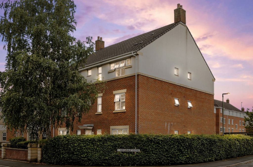 Property photo 1 of 15 Dusk View