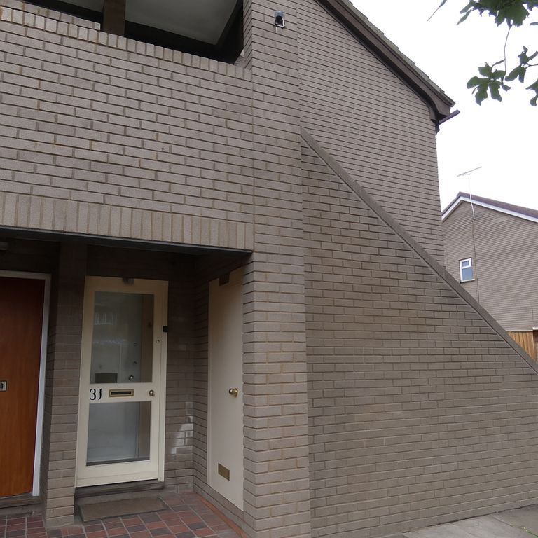 Property photo 1 of 6 31 Glenmore Road