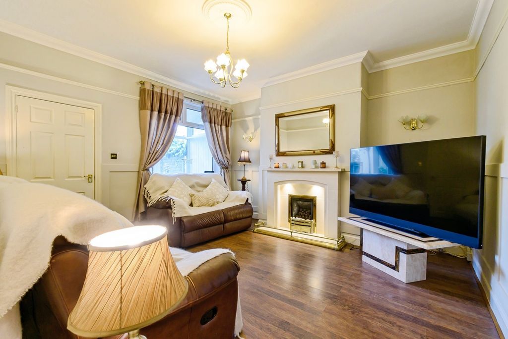 Property photo 2 of 27 Pbox-Img.Jpg