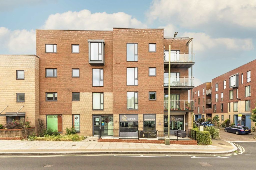 Property photo 1 of 6