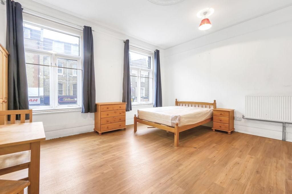 Property photo 1 of 4