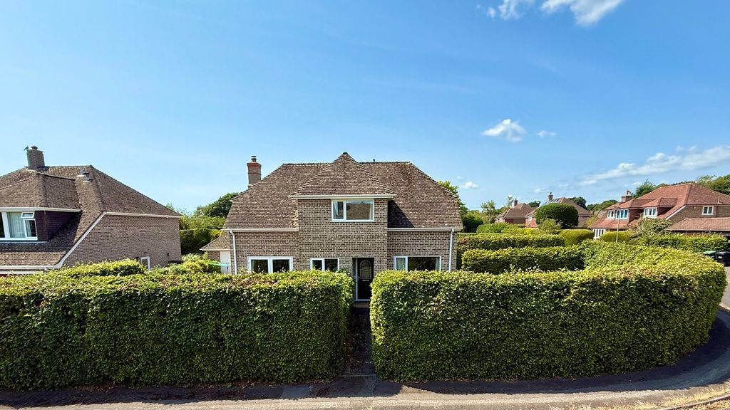 Property photo 1 of 19