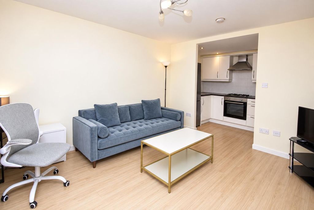 Property photo 1 of 6