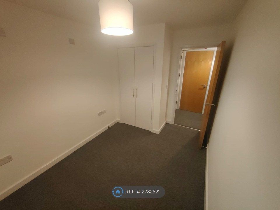 Property photo 3 of 8 1st Bedroom