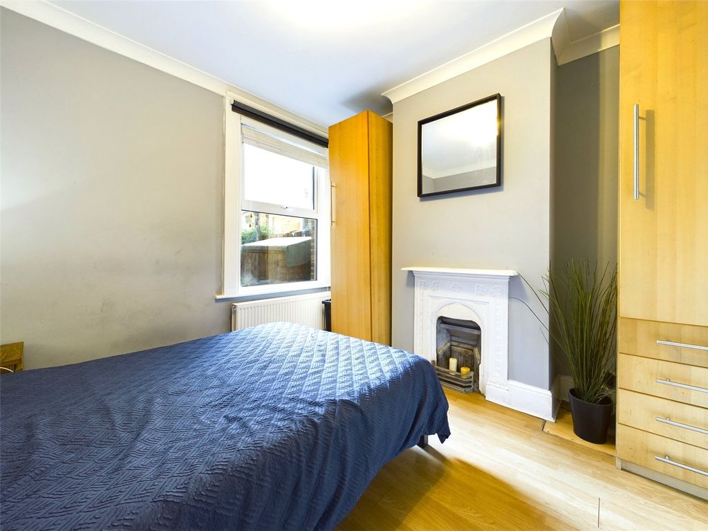 Property photo 3 of 11 Picture No. 06