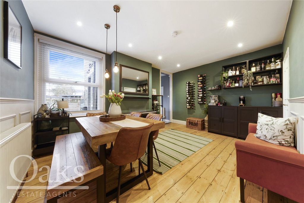 Property photo 2 of 12 Picture No. 05