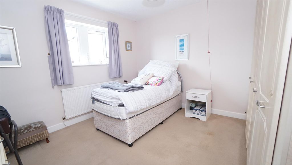 Additional image 5 of 1 bed flat for sale3 Highdale Croft, Idle, Bradford BD10