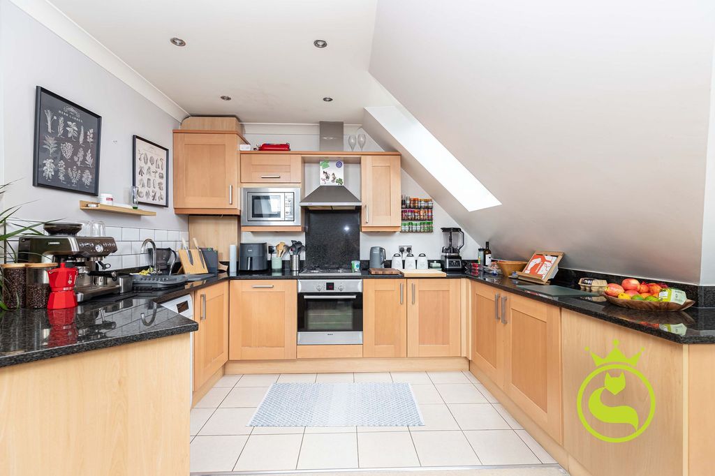 Property photo 2 of 15