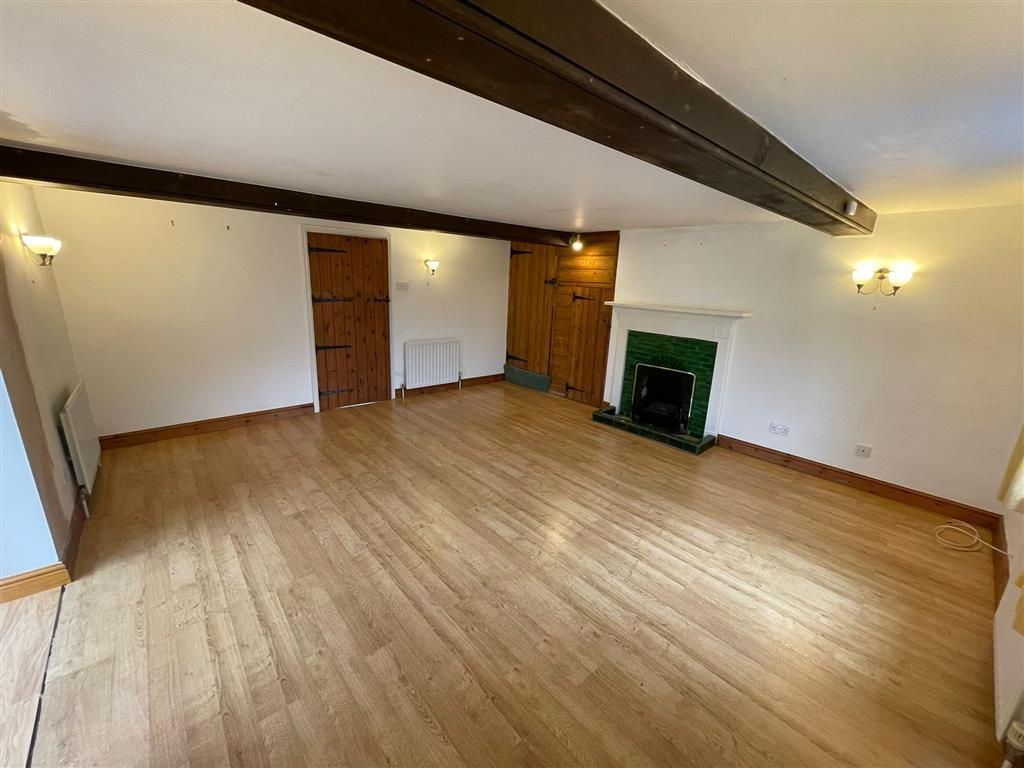 Property photo 3 of 21 Bathroom