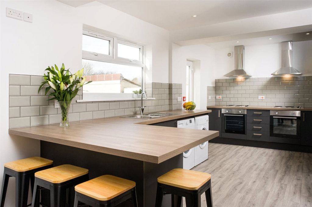 Property photo 2 of 9 Picture No. 04