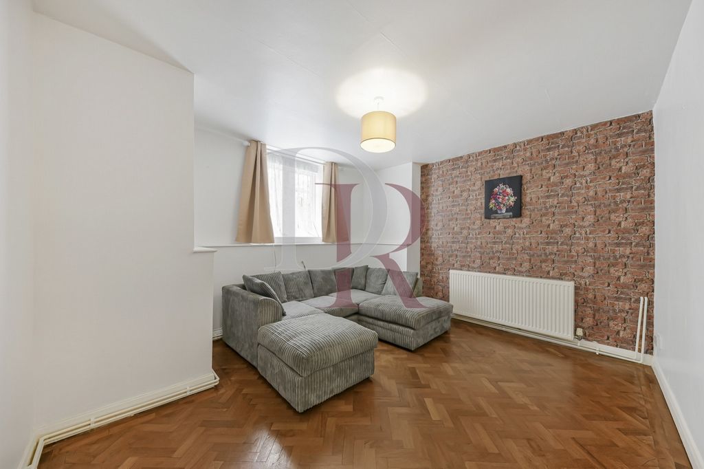 Property photo 1 of 11 Reception Room