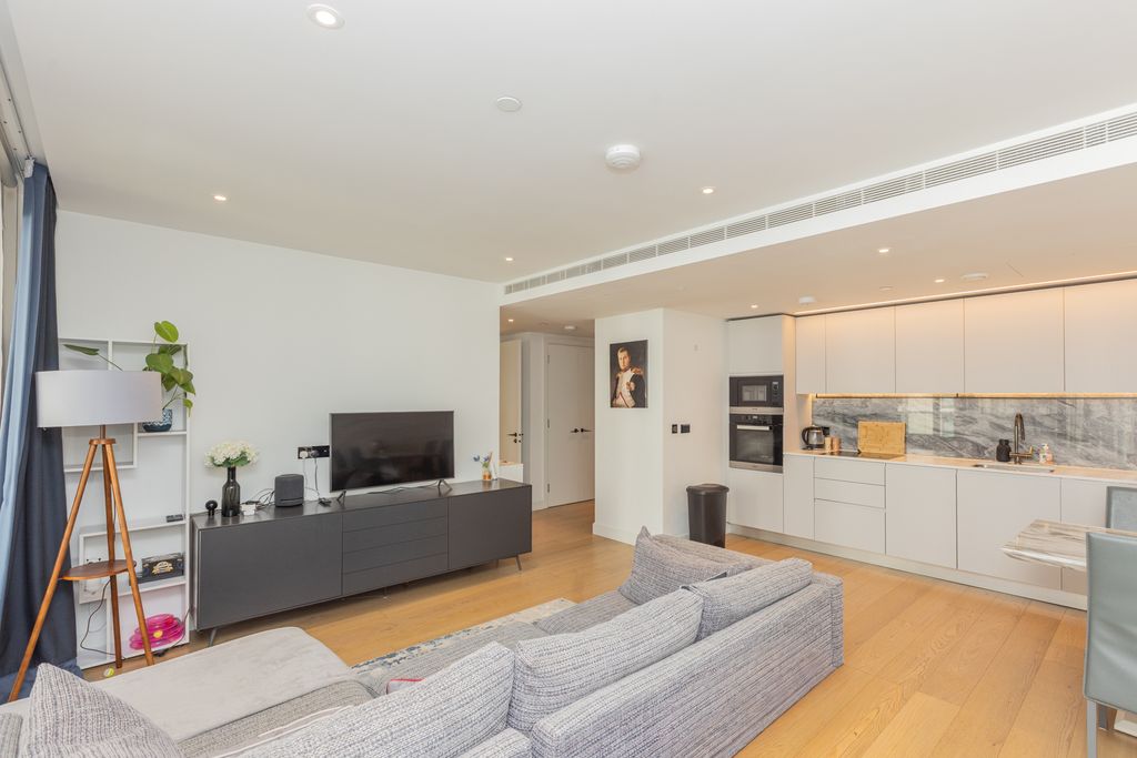 Property photo 3 of 30