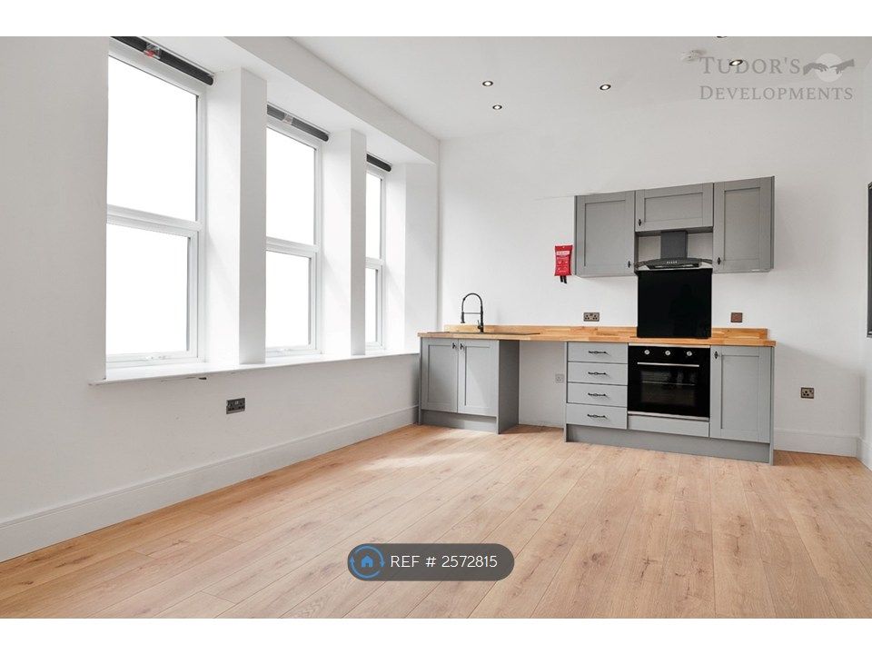 Property photo 1 of 15 Kitchen