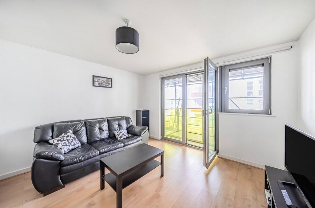 Property photo 2 of 10 Picture No. 01