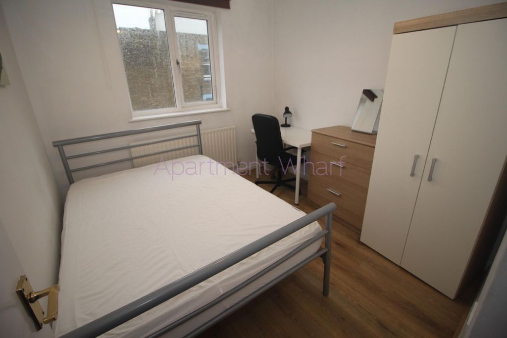 Property photo 1 of 4